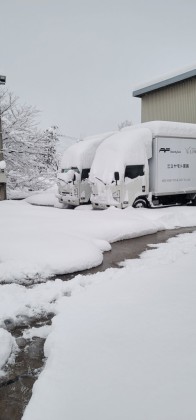 大沢野倉庫　大雪　ミヤモト家具